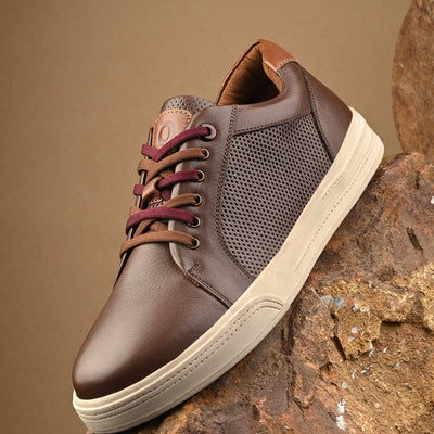 Moonwalk Lace-Up Sneakers by Aspeerio