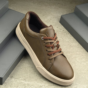 Moonwalk Lace-Up Sneakers by Aspeerio