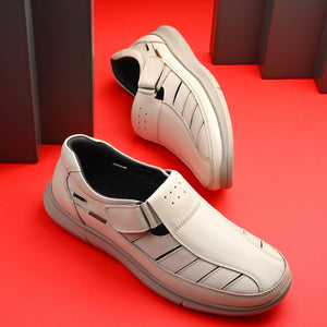 Zero Gravity Sandals by Egoss