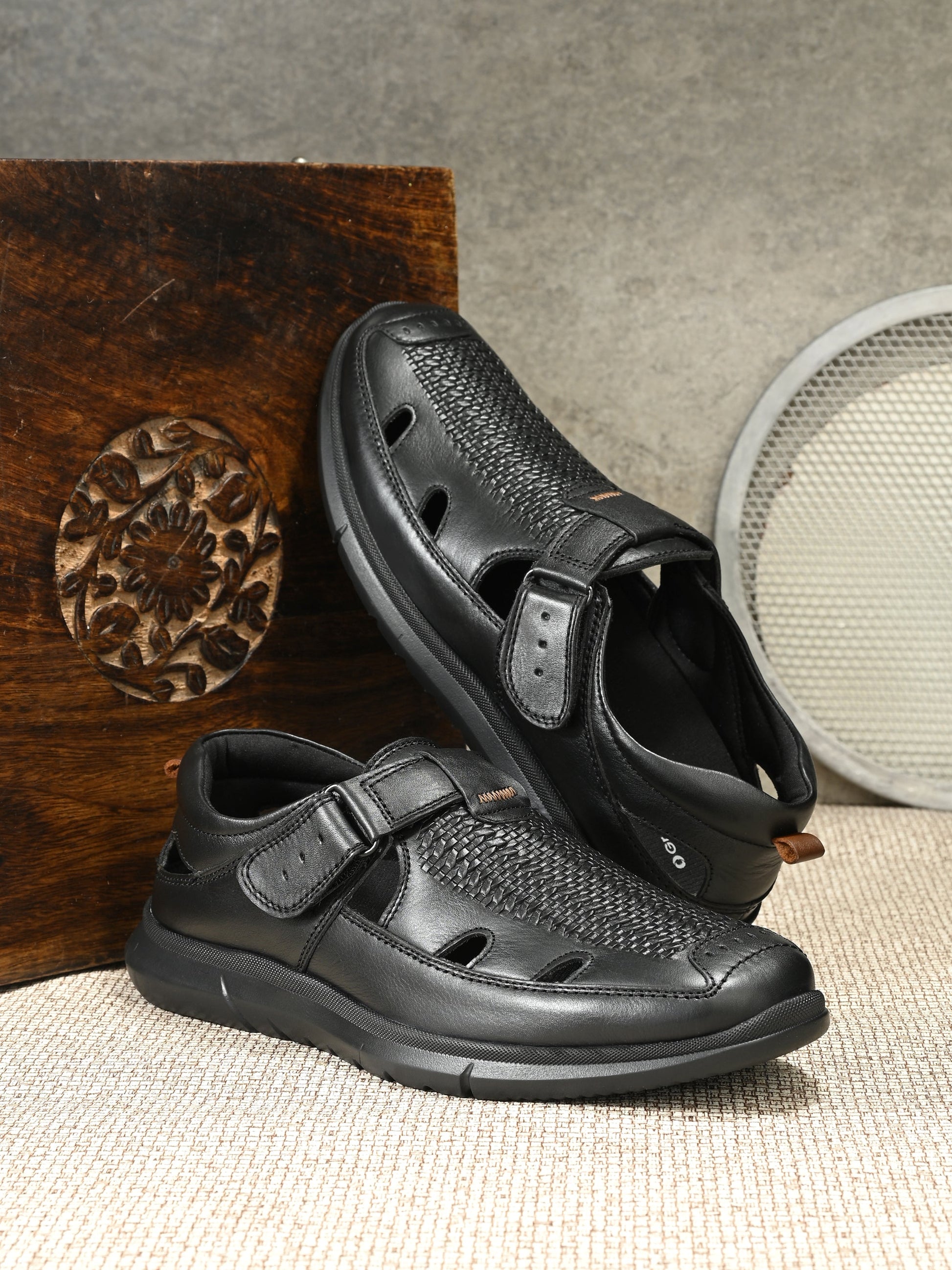 Zero Gravity Sandals by Egoss