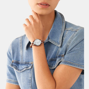 Carlie Women Quartz Silver Dial Analog Leather Watch ES5214