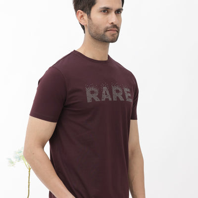 Rare Rabbit Mens Eso Maroon Short Sleeve Graphic Print Regular Fit T-Shirt
