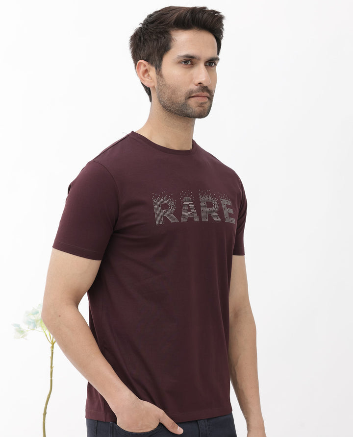 Rare Rabbit Mens Eso Maroon Short Sleeve Graphic Print Regular Fit T-Shirt