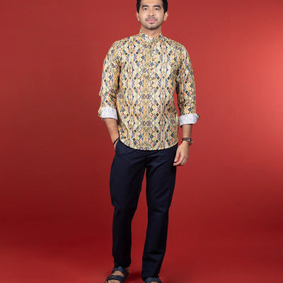 Quirky Printed Short Kurta With Mandarin Collar-Multi colour
