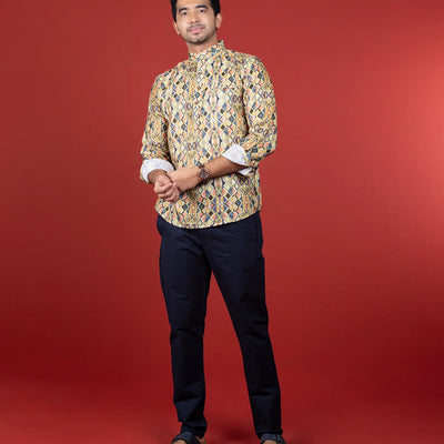 Quirky Printed Short Kurta With Mandarin Collar-Multi colour
