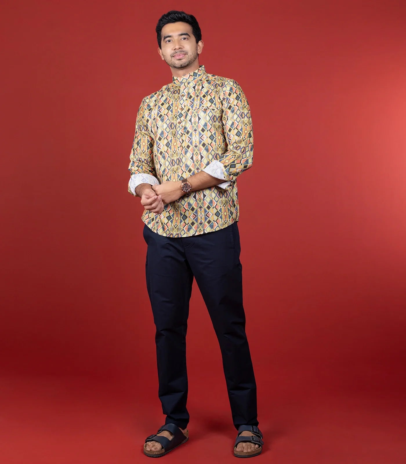 Quirky Printed Short Kurta With Mandarin Collar-Multi colour