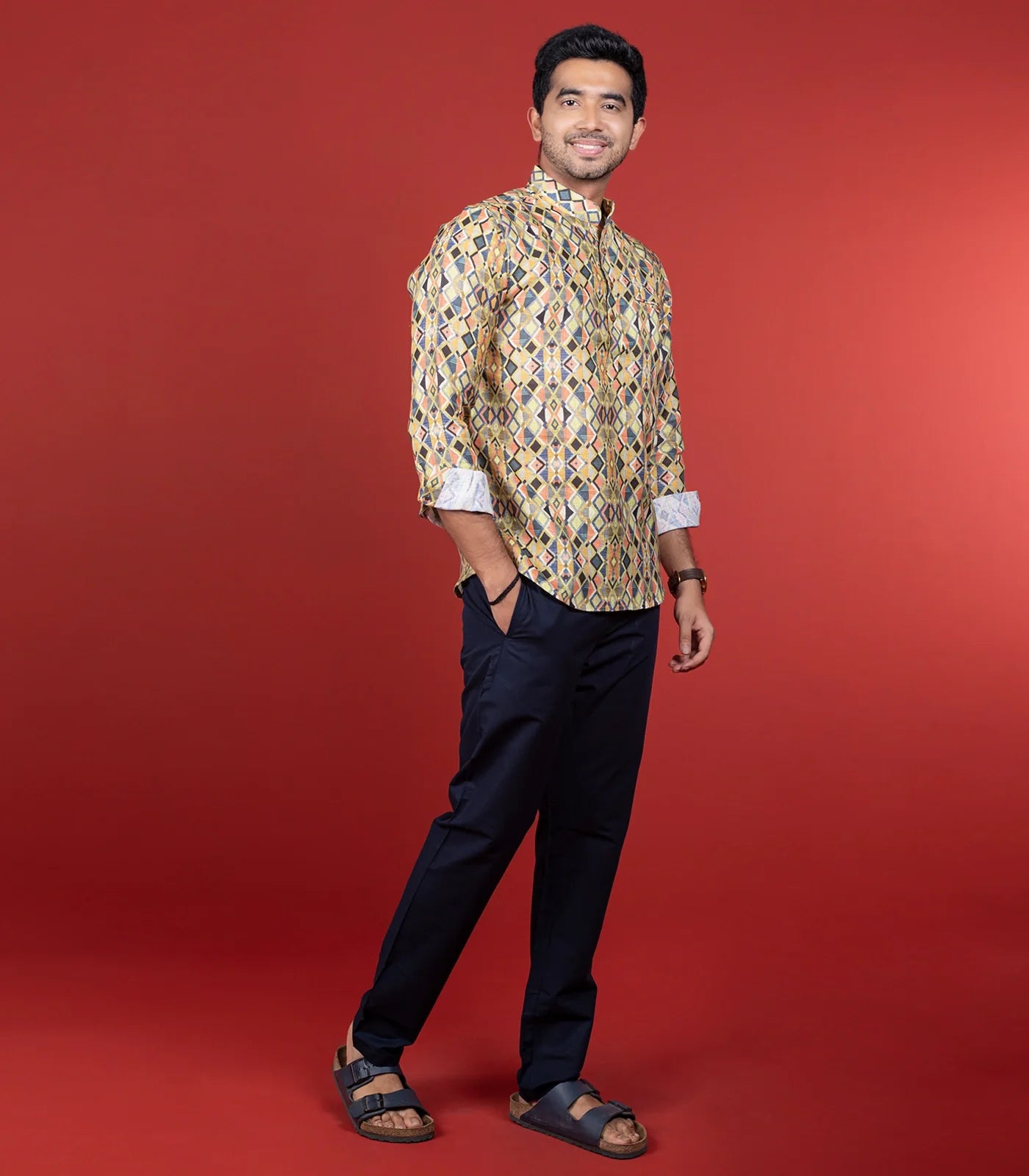 Quirky Printed Short Kurta With Mandarin Collar-Multi colour