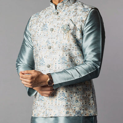 Light Grey Kurta Set With Straight Fit Pants And Nehru Jacket-Grey