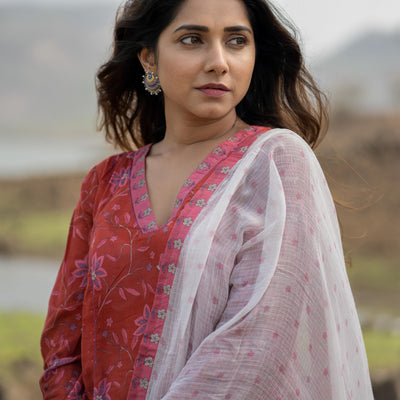 Enigmatic Songbird Dupatta