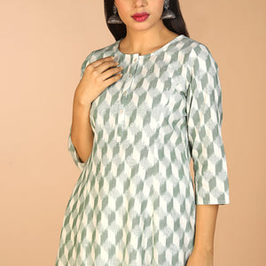 Handwoven cotton Pochampally Ikat kurta