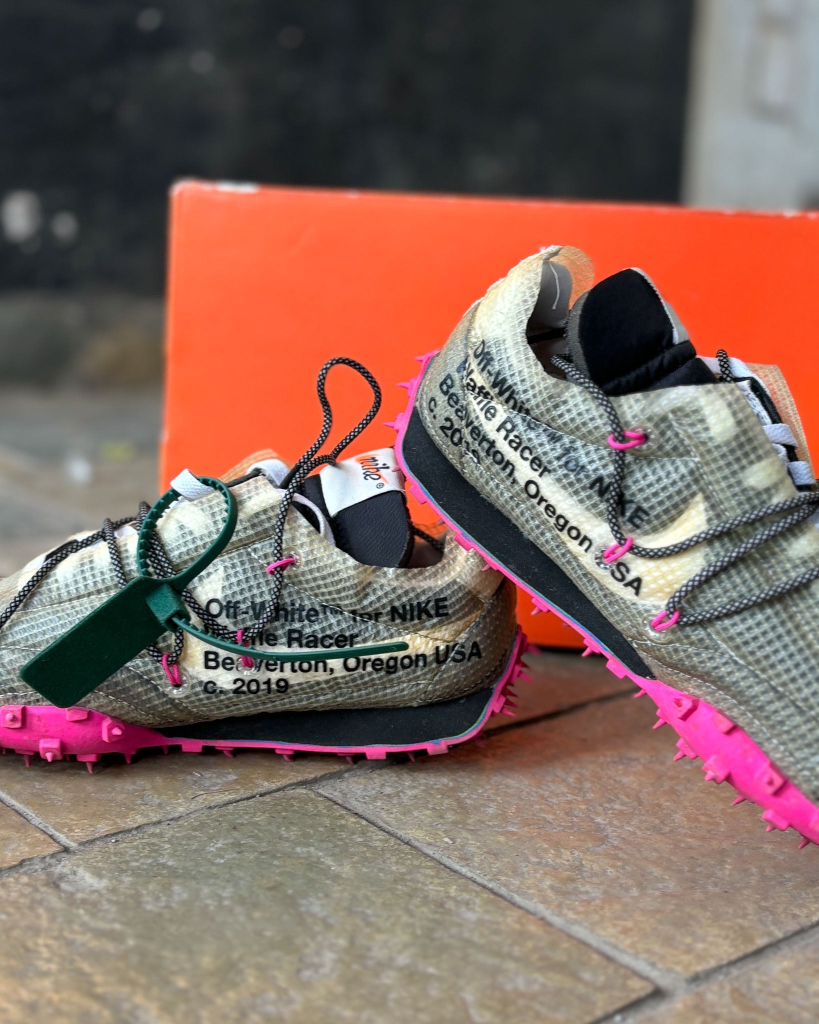 Nike x Off White Waffle Racer