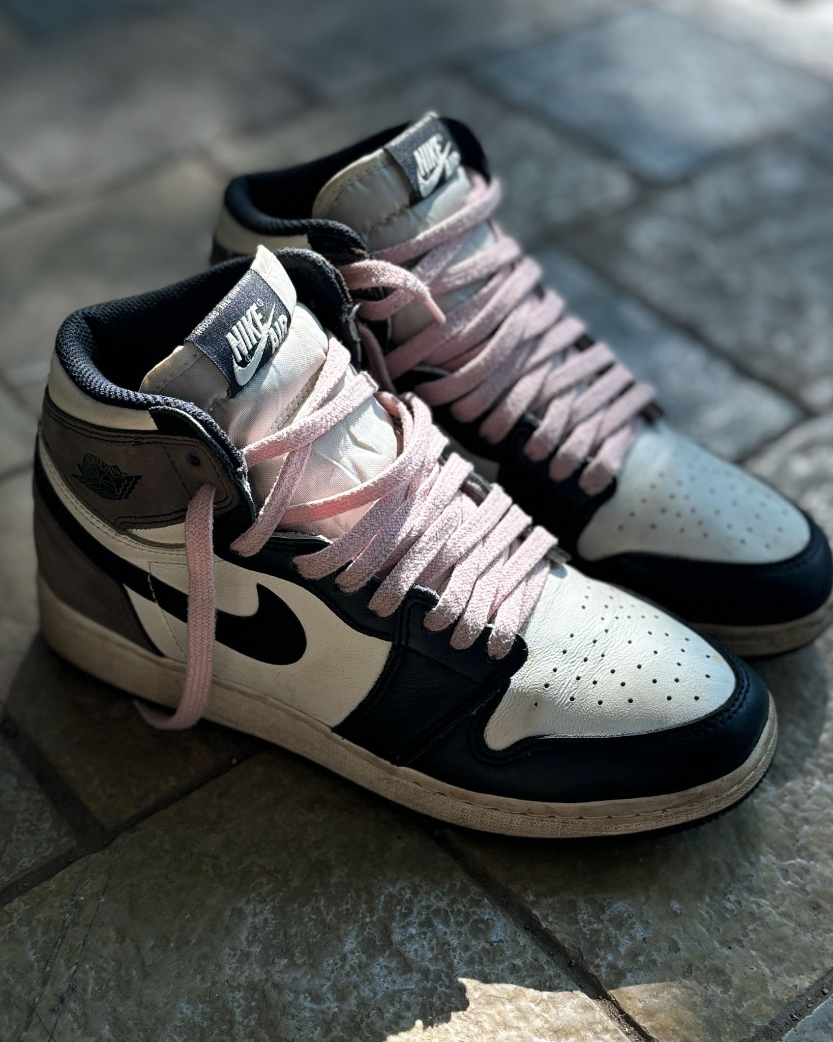 Nike Air Jordan 1 Retro High Dark Mocha