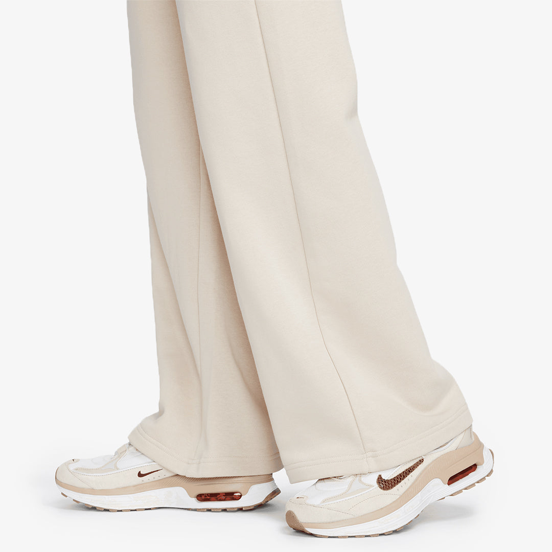 Nike | MID RISE WIDE LEG SWEATPANTS  { SANDDRIFT/WHITE