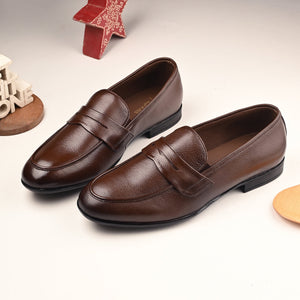 Rover Penny Loafers by Aspeerio