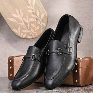 Rover Buckled Loafers by Aspeerio