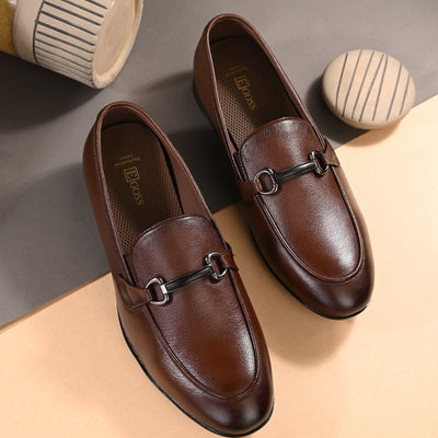Rover Buckled Loafers by Aspeerio
