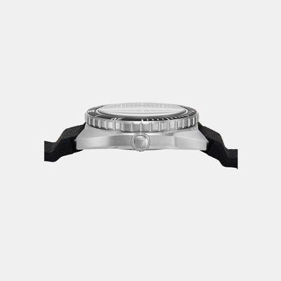 Breaker Men Quartz Black Dial Analog Silicone Watch FS6062