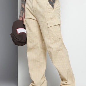 Men's White Relaxed Fit Geometric Print Cargos