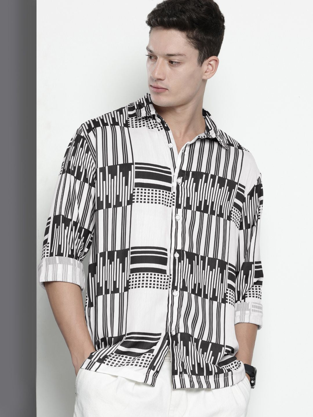 Men's Black Relaxed Fit Geometric Print Resort Wear Shirt
