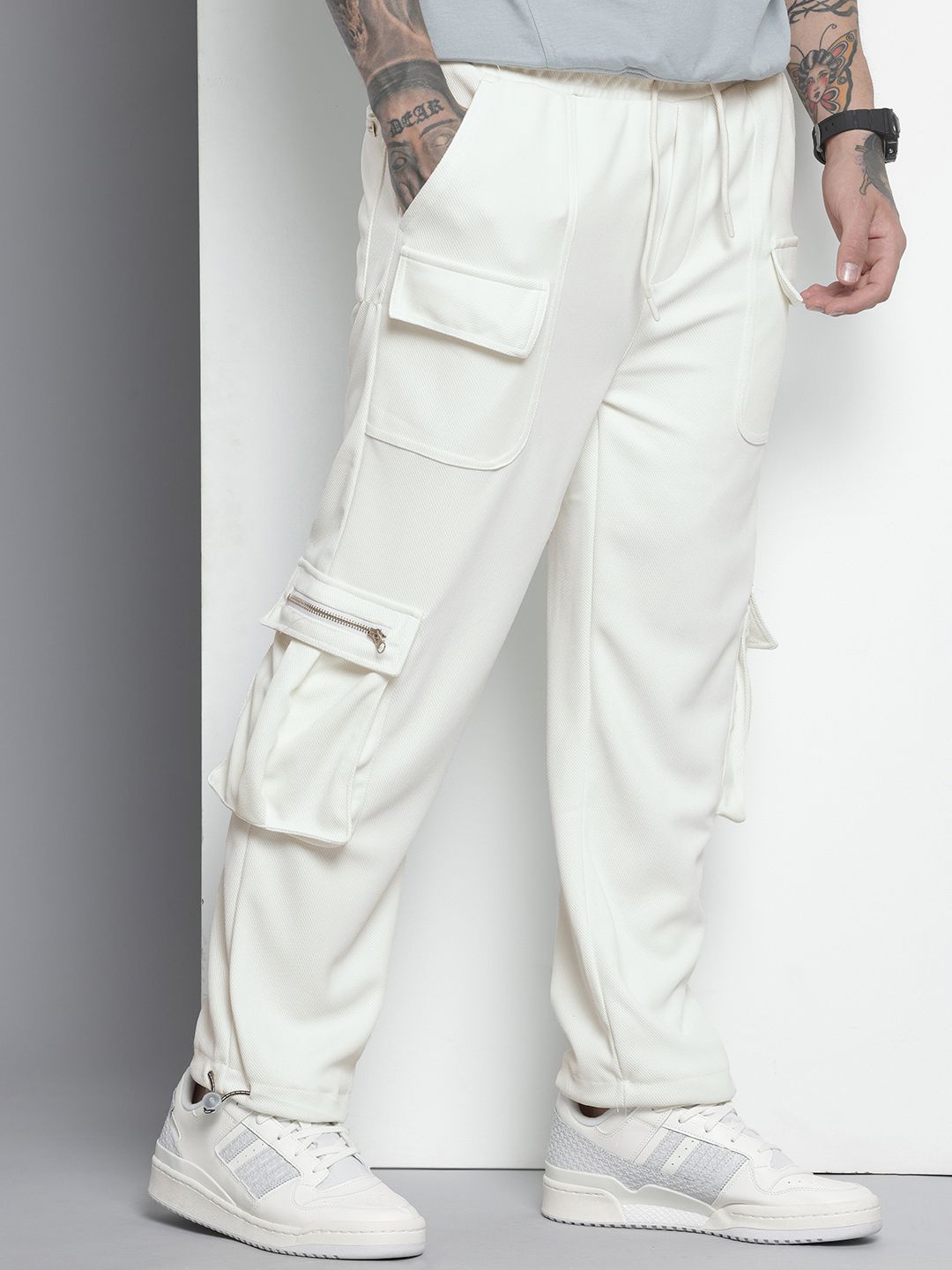 Men's White Relaxed Fit Textured Wide Leg Cargo Joggers