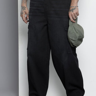 Men's Black Relaxed Fit Solid Cargo Jeans
