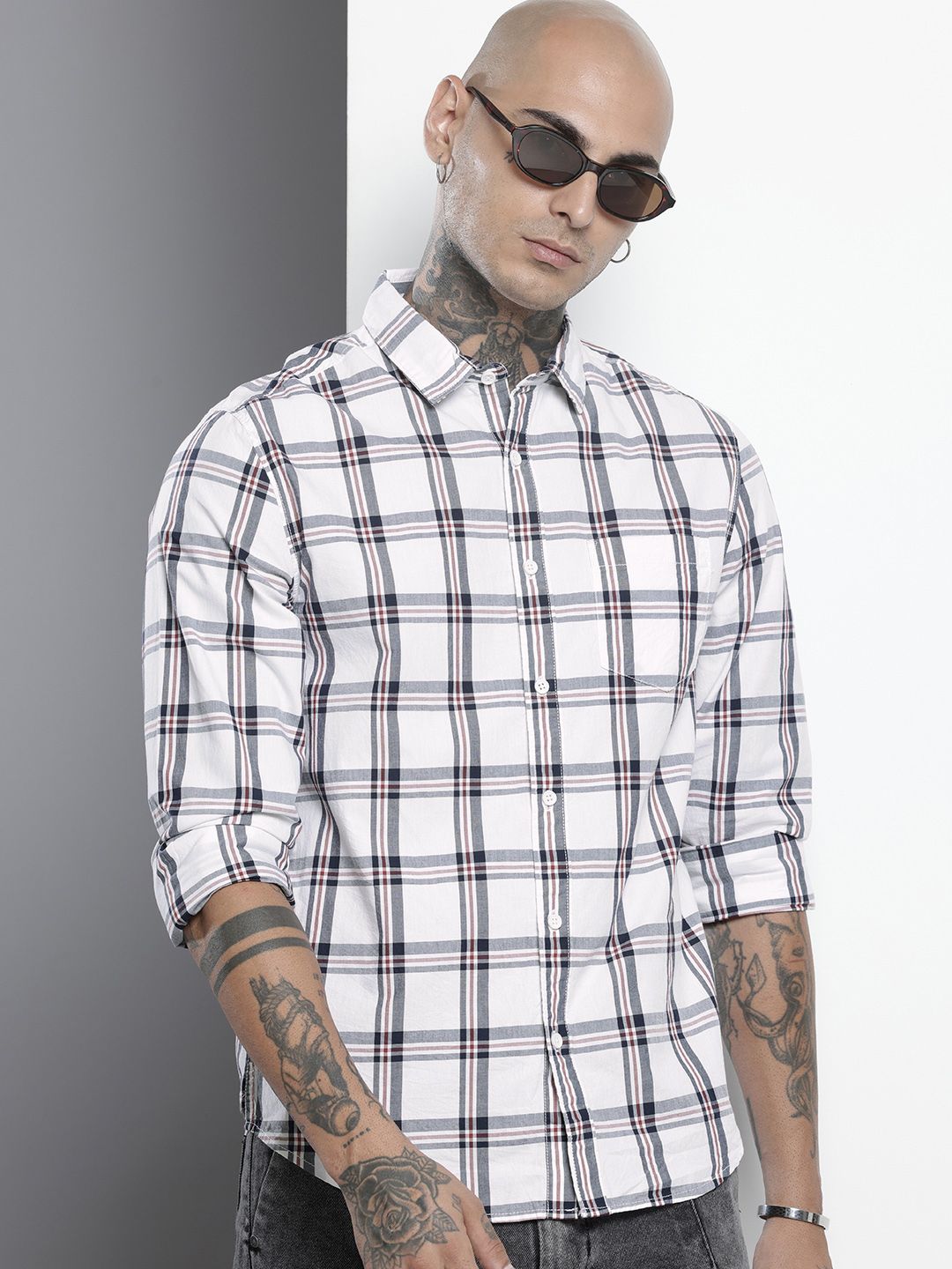 Men's White Slim Fit Checked Casual Shirt
