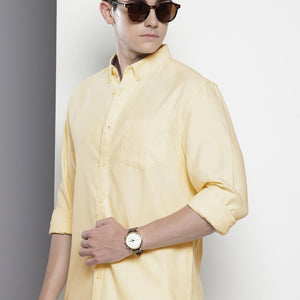 Men's Yellow Slim Fit Solid Casual Shirt