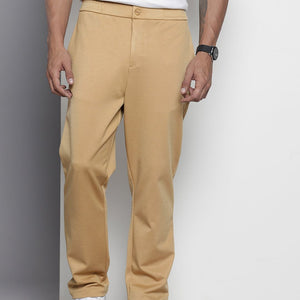 Men's Brown Relaxed Fit Solid Chinos
