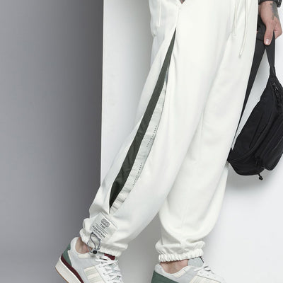 Men's White Relaxed Fit Textured Baggy Joggers