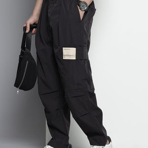 Men's Black Loose Fit Textured Cargos