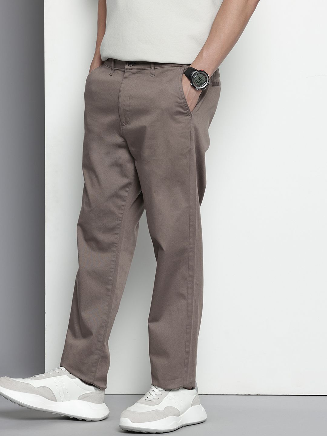 Men's Grey Regular Fit Solid Chinos