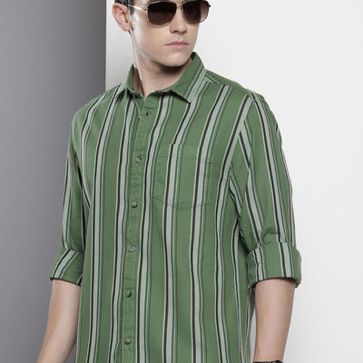 Men's Green Slim Fit Striped Casual Shirt