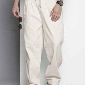 Men's White Relaxed Fit Solid Denim Joggers