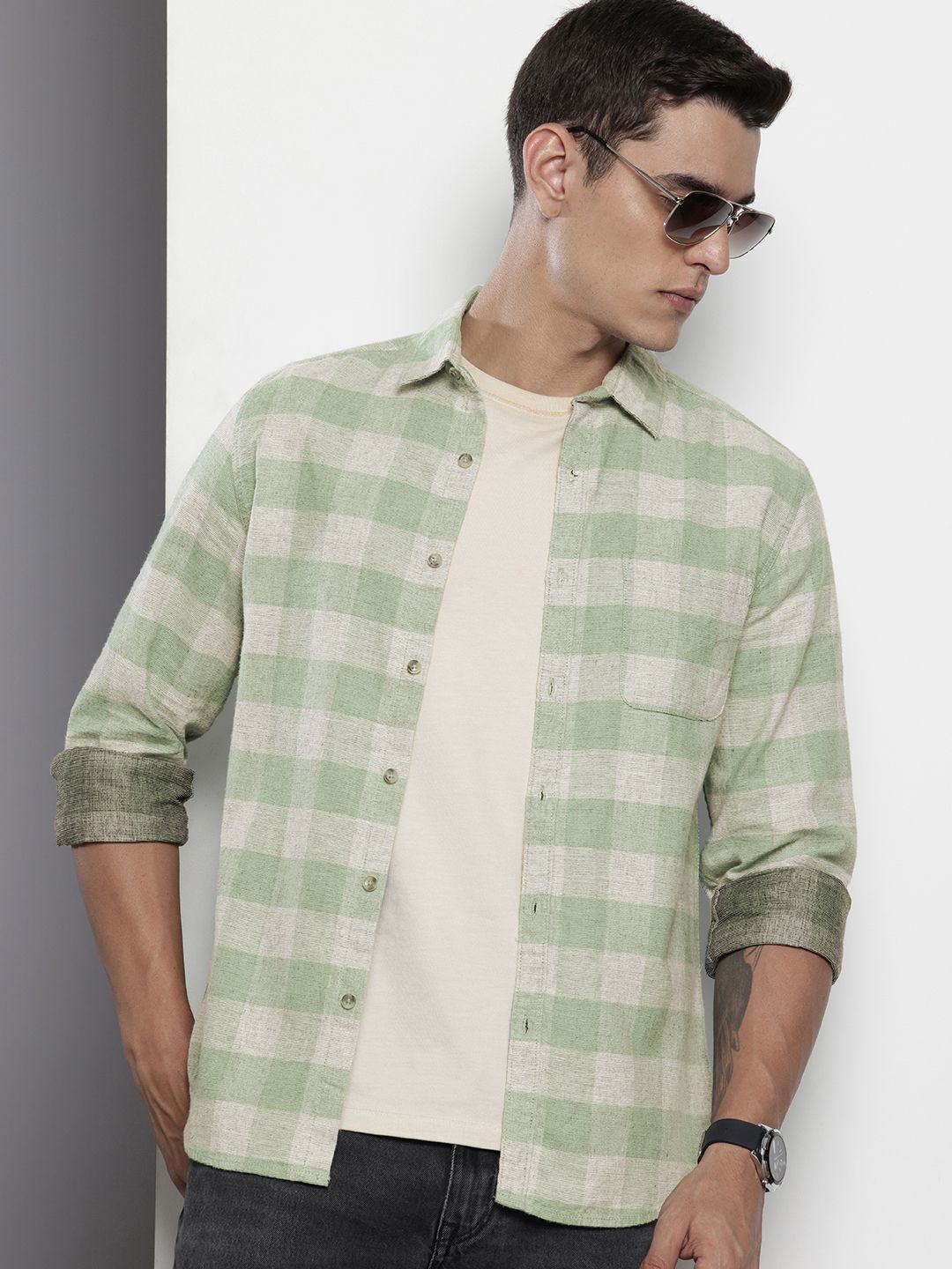 Men's Green Slim Fit Checked Casual Shirt