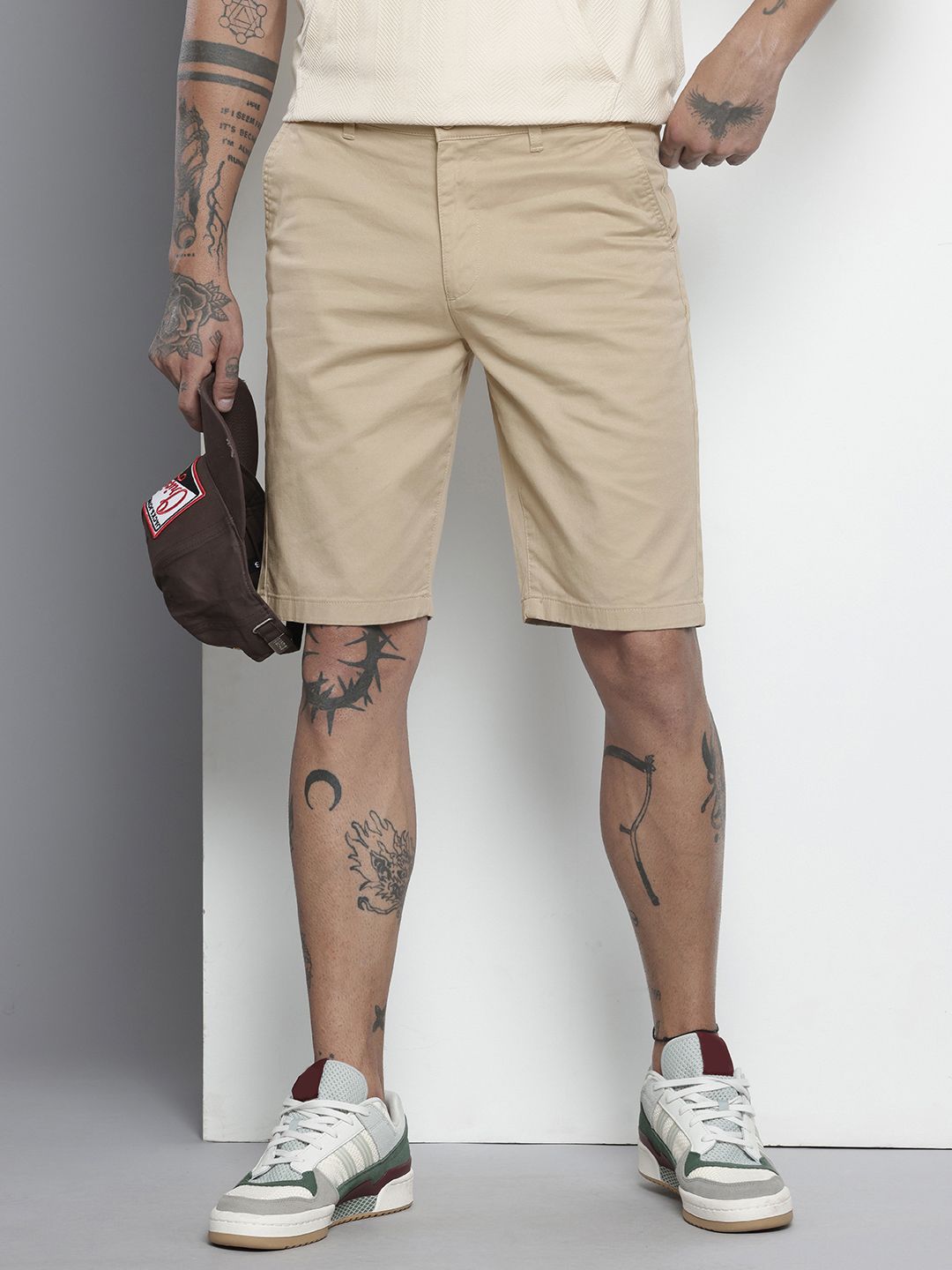 Men's Beige Regular Fit Solid Chino Shorts
