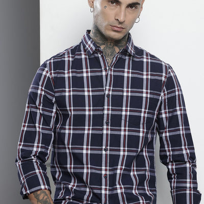 Men's Navy Blue Slim Fit Checked Casual Shirt