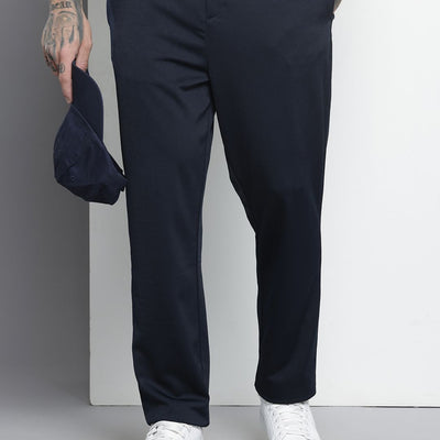 Men's Navy Blue Relaxed Fit Solid Chinos