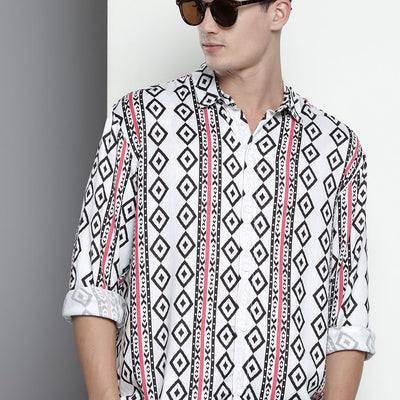Men's White Relaxed Fit Geometric Print Resort Wear Shirt
