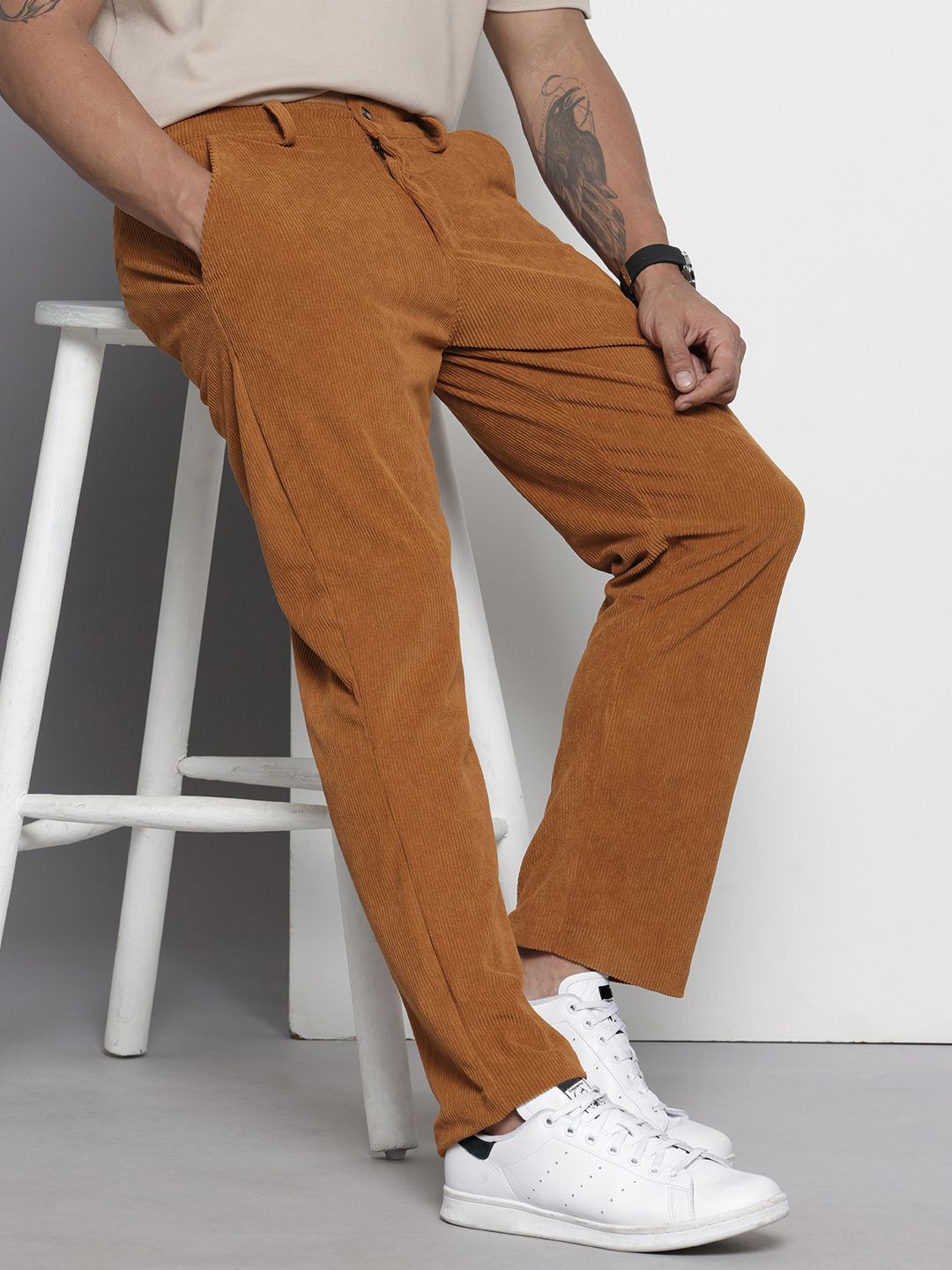 Men's Brown Straight Fit Textured Trousers