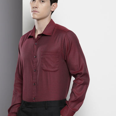 Men's Burgundy Slim Fit Solid Formal Shirt