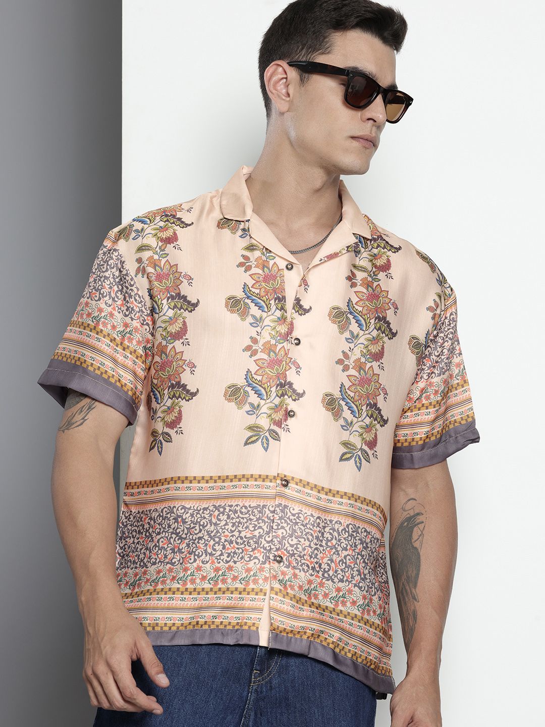 Men's Beige Relaxed Fit Indie Resort Wear Shirt