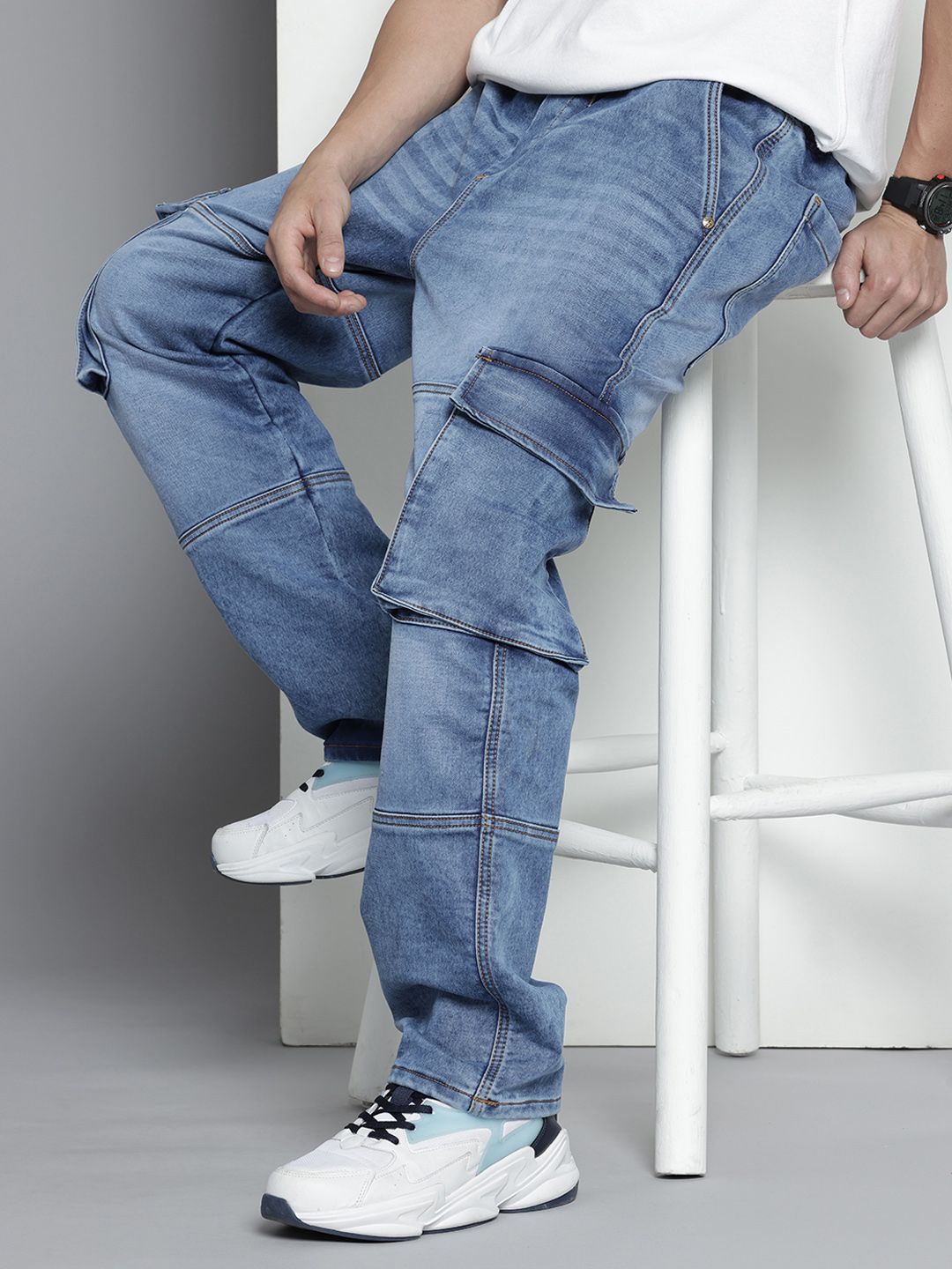 Men's Blue Relaxed Fit Solid Stretchable Denim Cargo Joggers