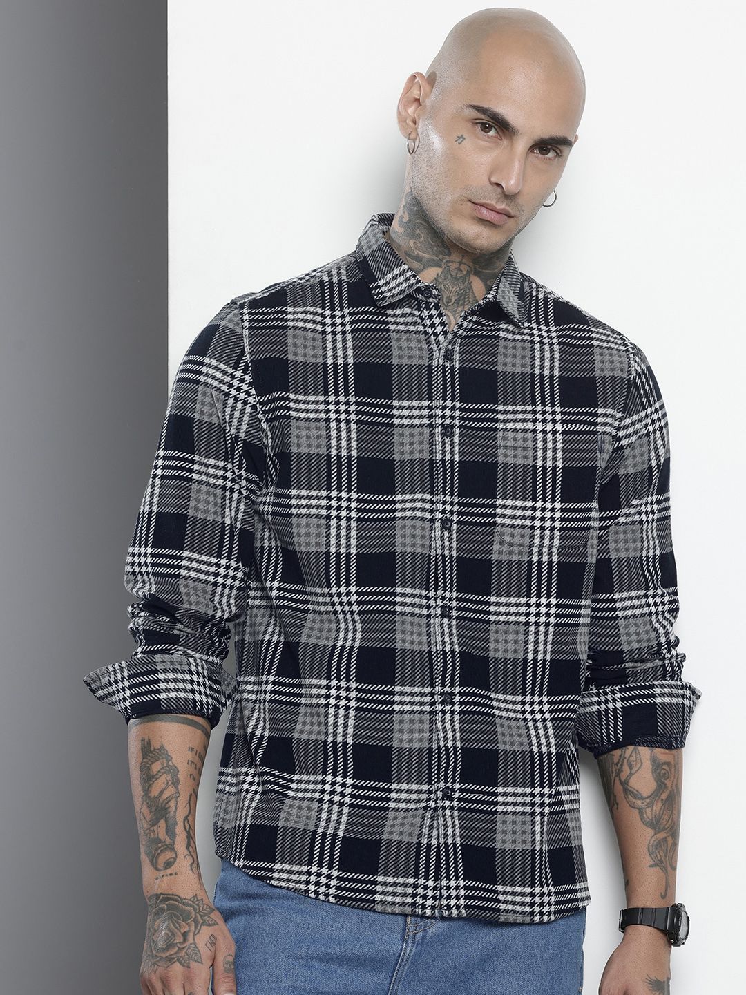 Men's Black Regular Fit Checked Casual Overshirt