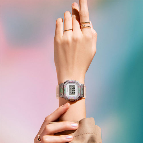 Casio G-Shock G-SHOCK 40th Anniversary Adventurer’s Stone Series  White Dial Women 38.4mm G1359 GM-S5640GEM-7