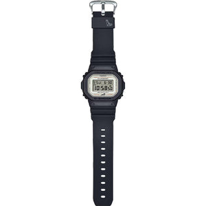 Casio G-Shock White Dial Men 42.8mm G1639 DW-5600SHB-1
