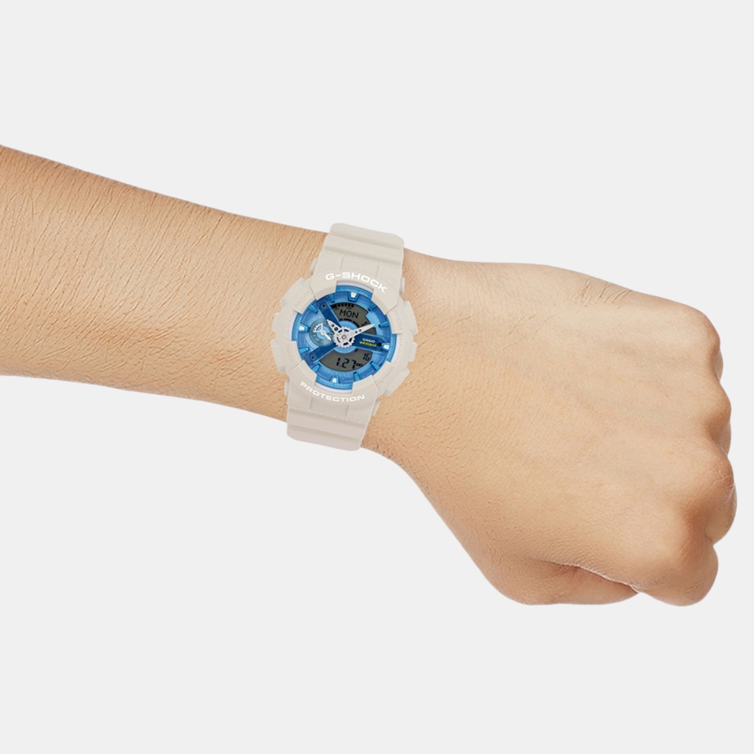 G-Shock Men Quartz Blue Dial Analog Resin Watch G1682