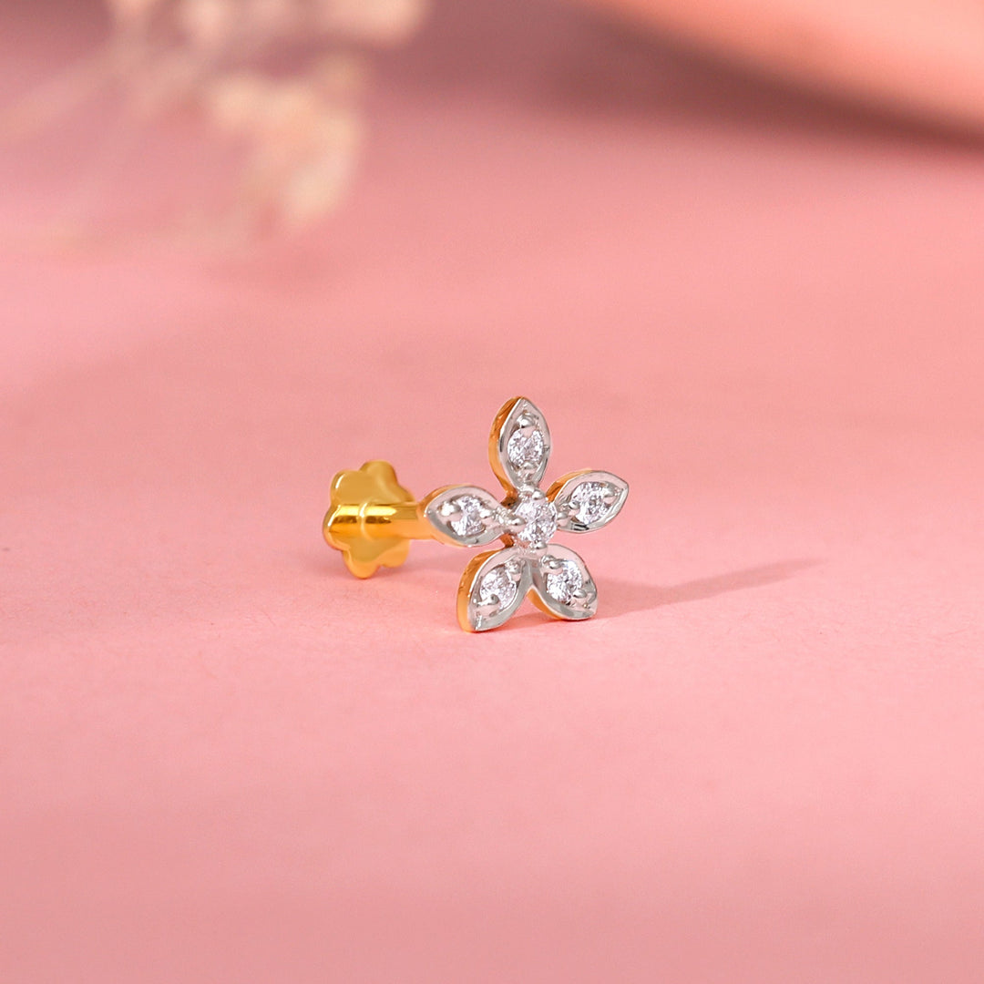 Gold Shinning Floral Diamond Nose Pin