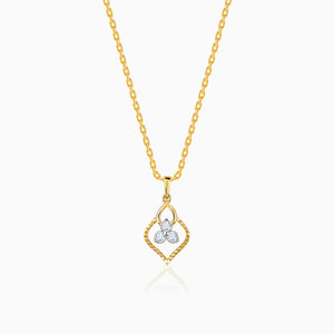 Gold Sparkling Clover Diamond Pendant
