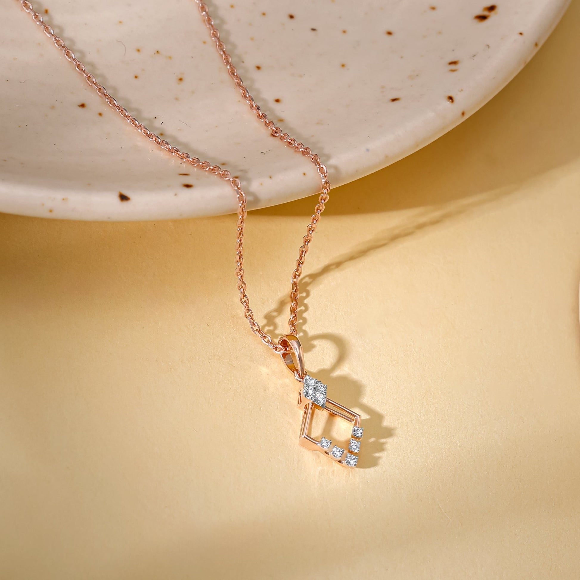 Gold Funkeln Diamond Pendant