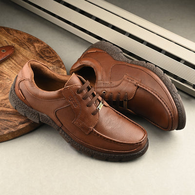 Mudtrail Lace-Up Shoes by Aspeerio